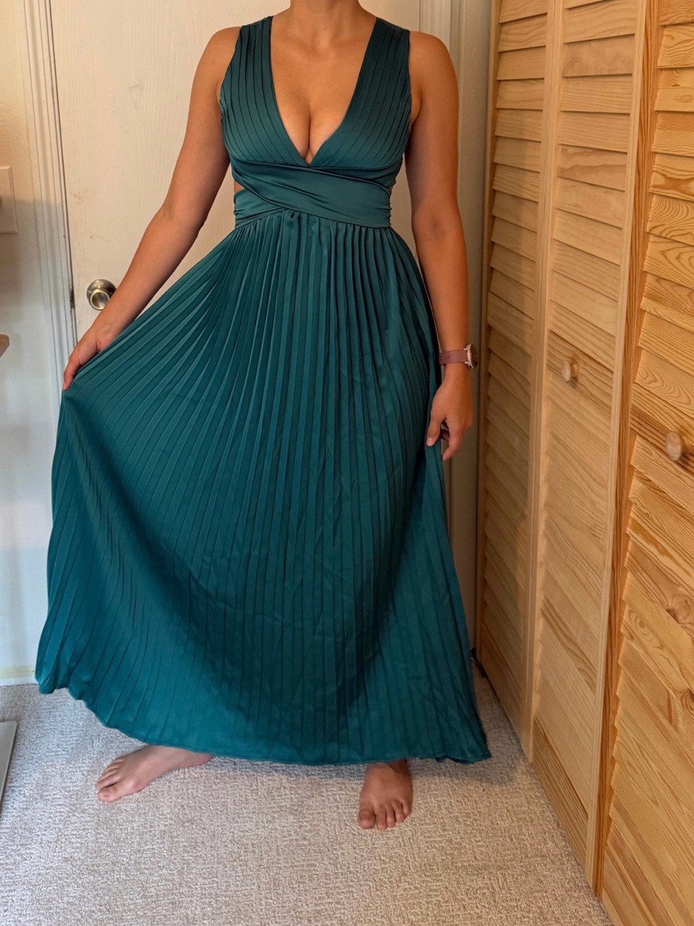 V-Neck Pleated Maxi Dress in Forest Green